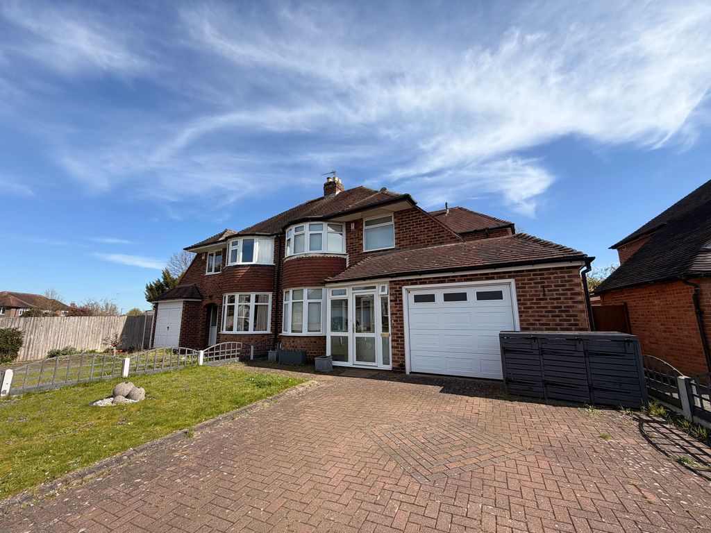 Property photo 1 of 27