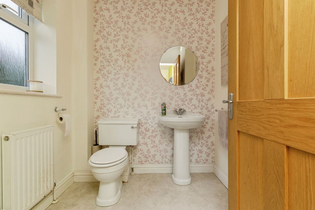 Property photo 3 of 17