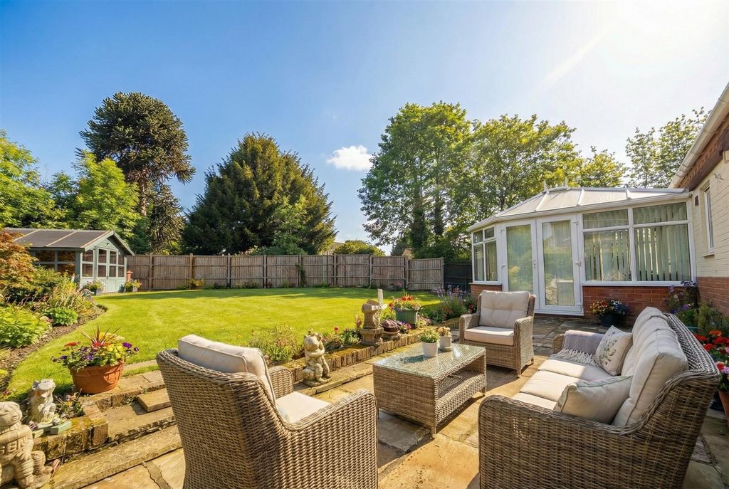 Property photo 3 of 16 Image-3x2-2528x1696 (22).Jpg