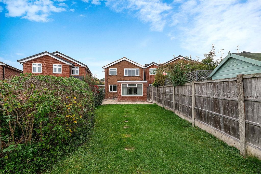 Property photo 1 of 31 Picture No. 10