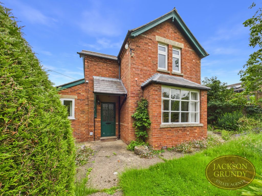 Property photo 1 of 18 Church Hill