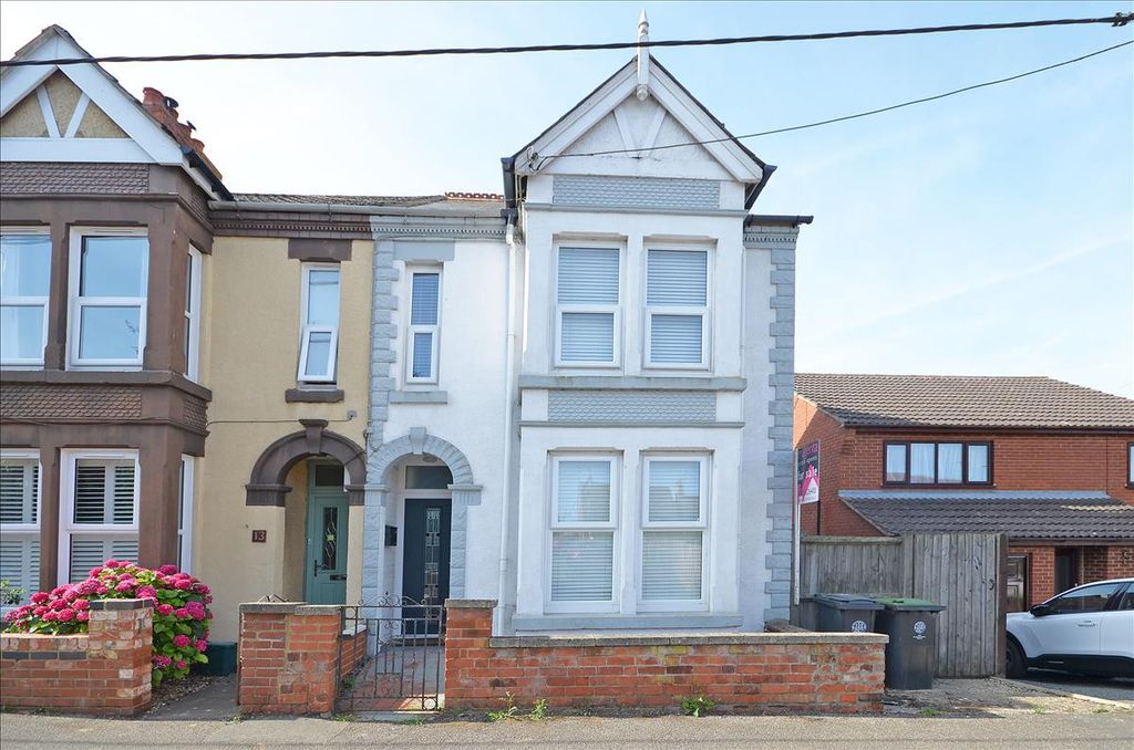 Property photo 1 of 15