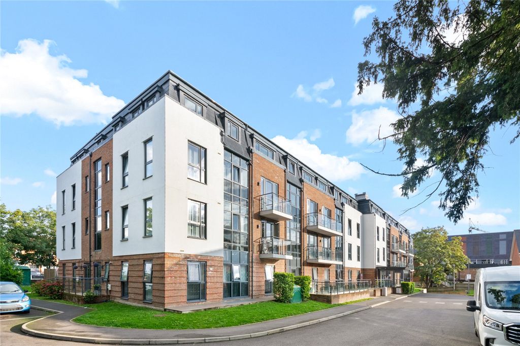 Property photo 2 of 13 Exterior