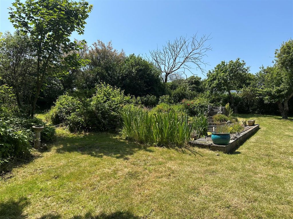 Property photo 3 of 19 Pond.Jpg