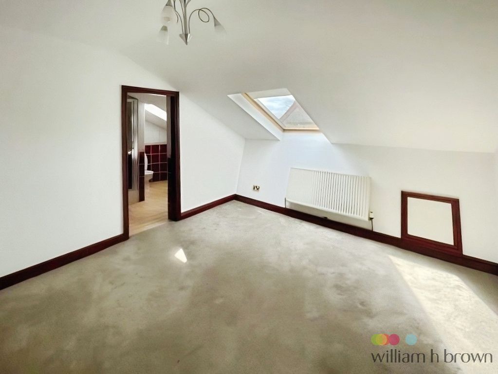 Property photo 3 of 11 Image