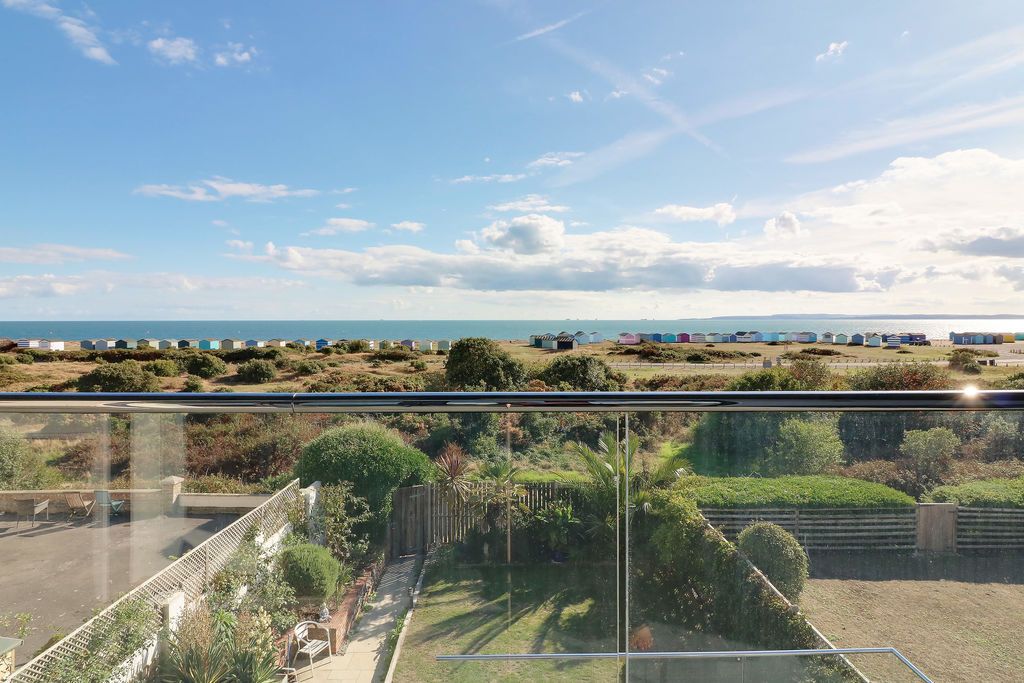 Property photo 2 of 41 Balcony View