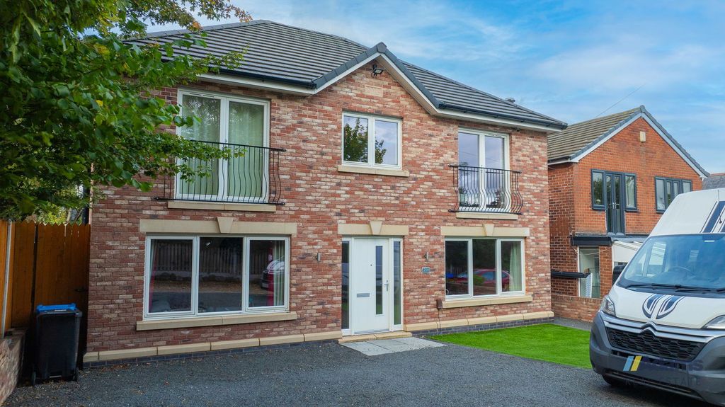 Property photo 1 of 38