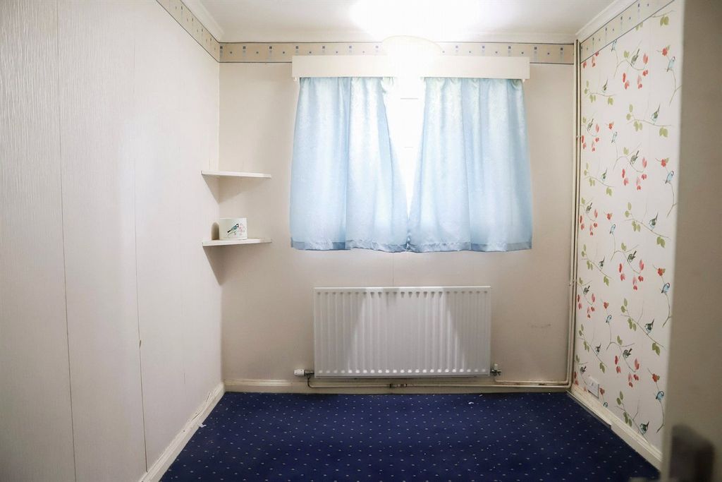 Property photo 2 of 12 Picture No. 02