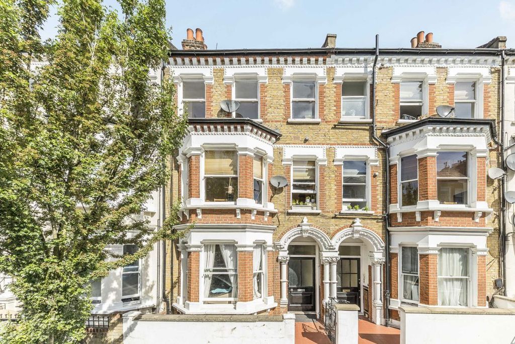 Property photo 1 of 7