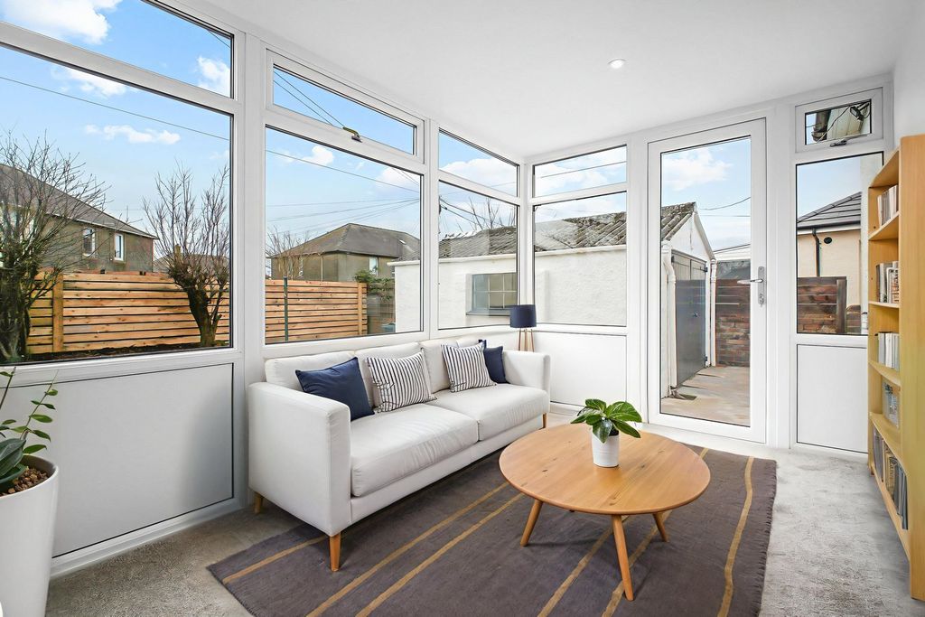 Property photo 3 of 34