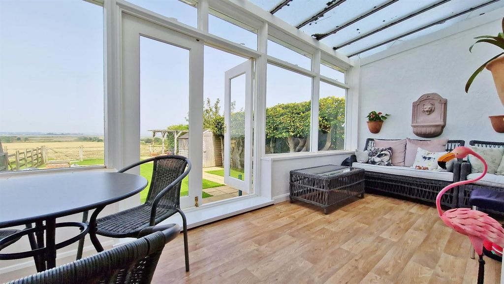 Property photo 3 of 33 Sun Room