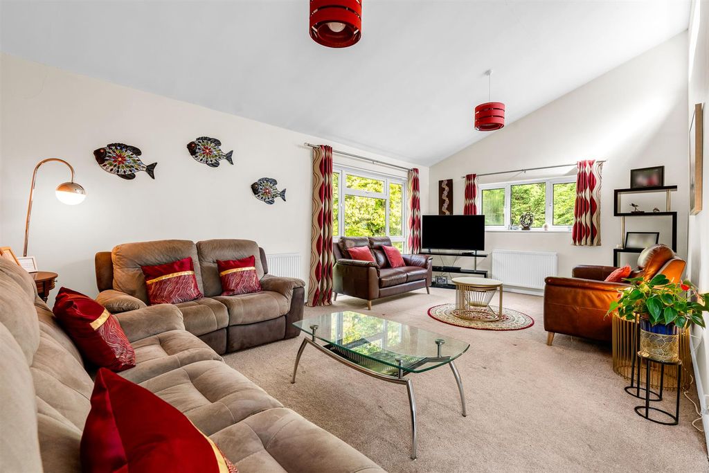 Property photo 3 of 33 Internal-3.Jpg