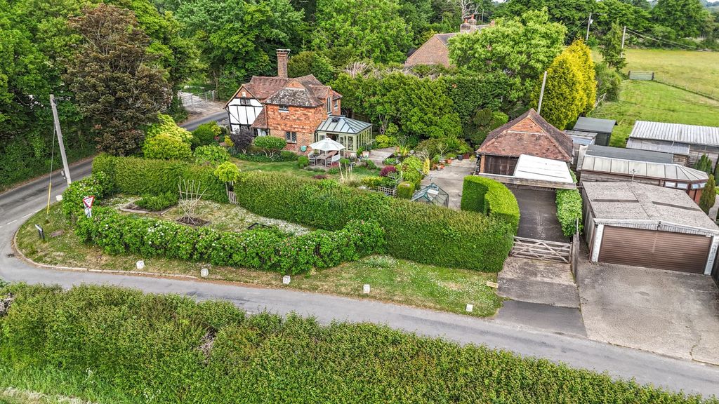 Property photo 1 of 34