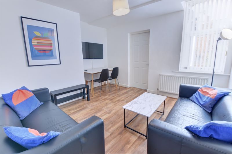 Property photo 3 of 14 Photo 10