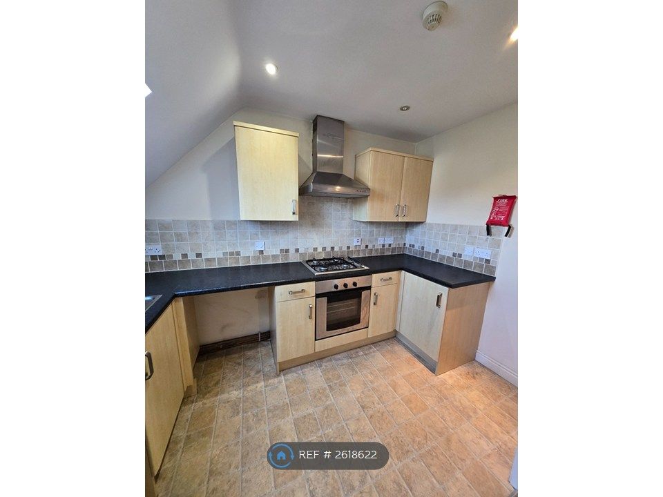 Property photo 2 of 5 Kitchen