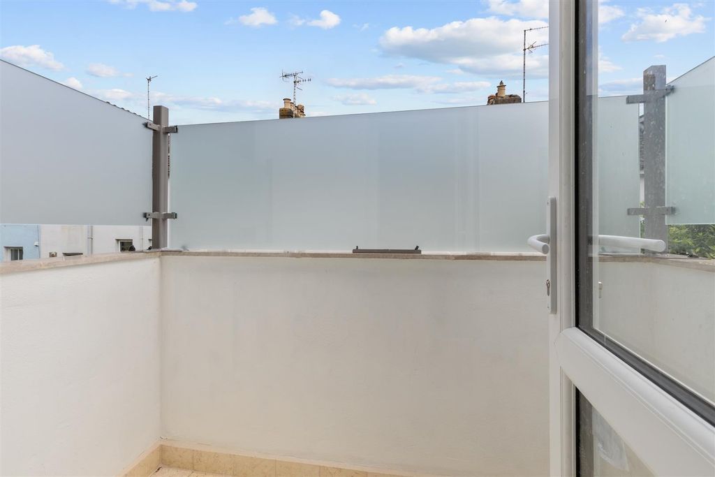 Property photo 3 of 8 St Martin's Street-4.Jpg