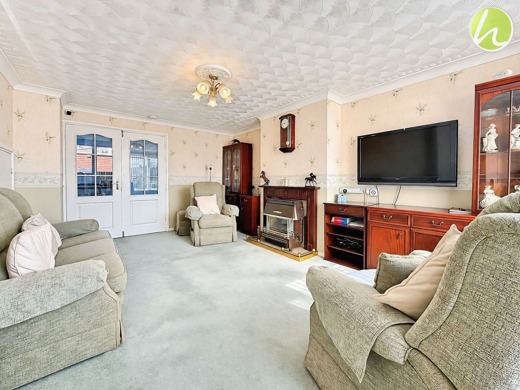 Property photo 3 of 14