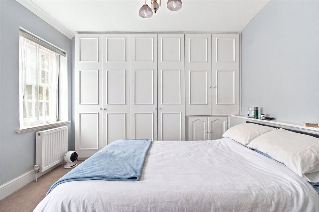 Property photo 1 of 17 Picture No. 06