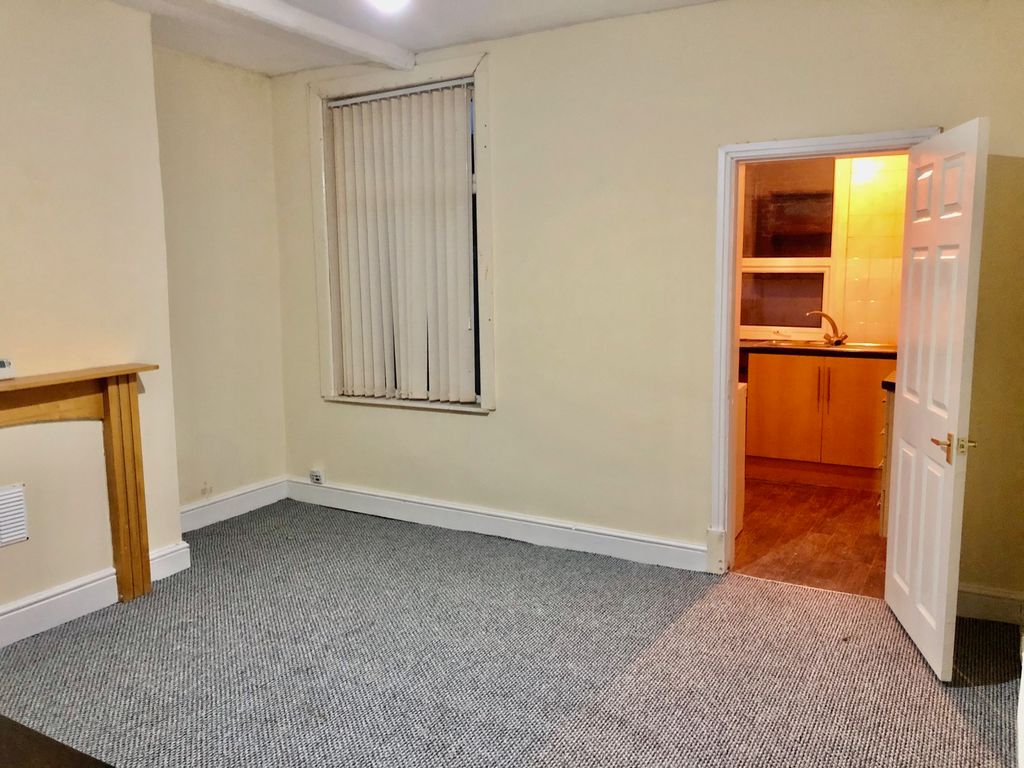 Property photo 2 of 6 Photo 2