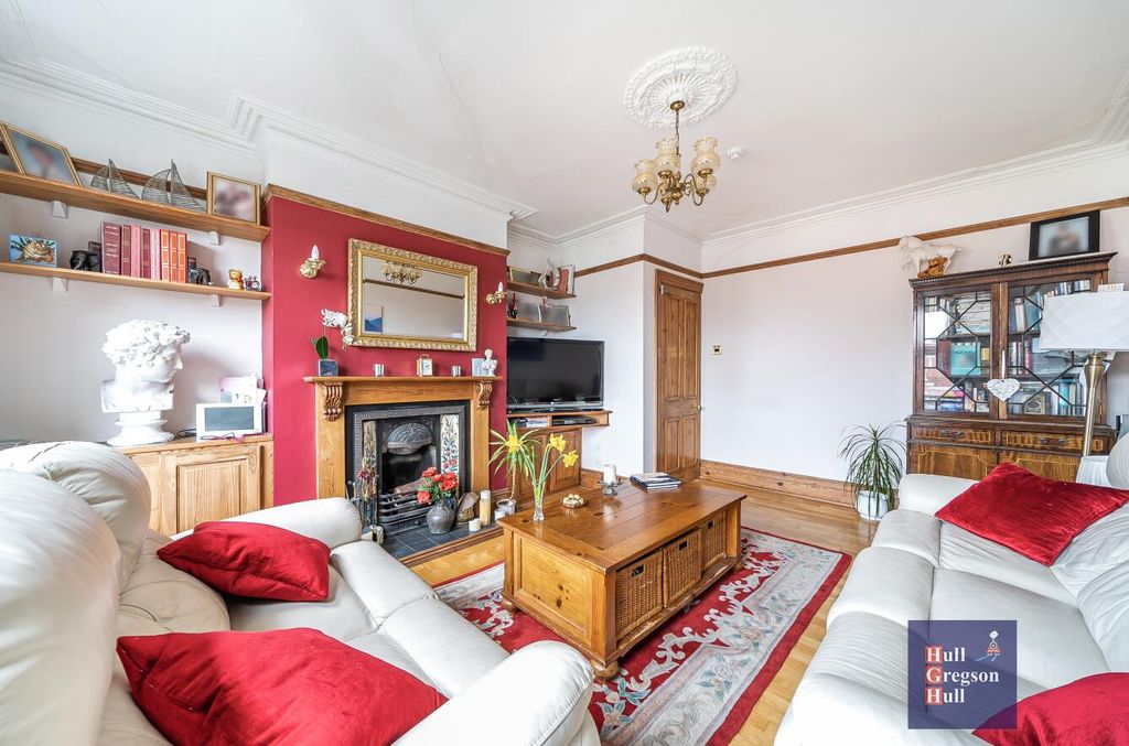 Property photo 2 of 35 5Fc480E9-F422-4233-8Af0-Bd9Fbaf0Fc74.Jpg