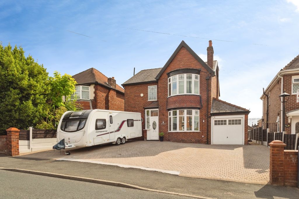 Property photo 1 of 25 Pbox-Img.Jpg