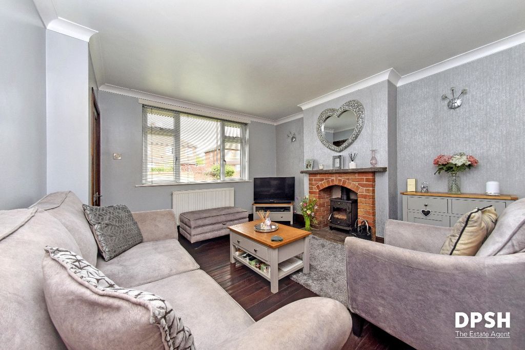 Property photo 2 of 22