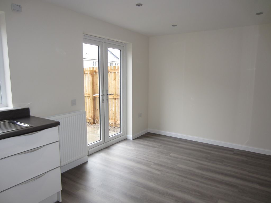 Property photo 3 of 15 Img_9447