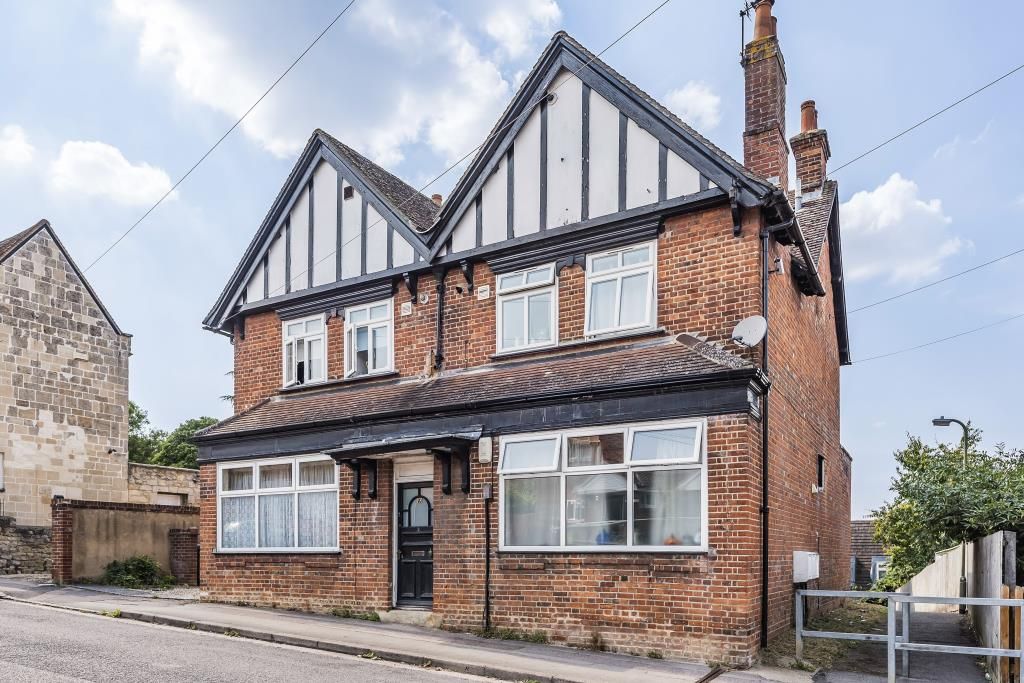 Property photo 1 of 9 Main