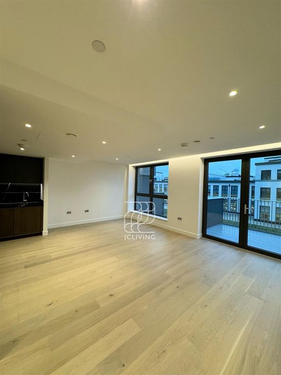Property photo 3 of 13 4Ab926E80Cfdbc8Ecd62B2Ab84129A4c.Jpg
