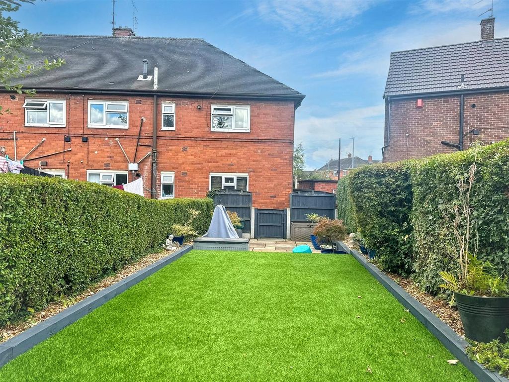 2 bed flat for saleTawney Crescent, Weston Coyney, Staffordshire ST3