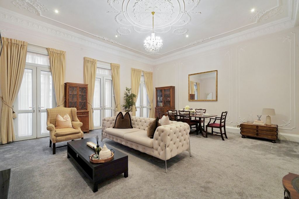 Property photo 2 of 50