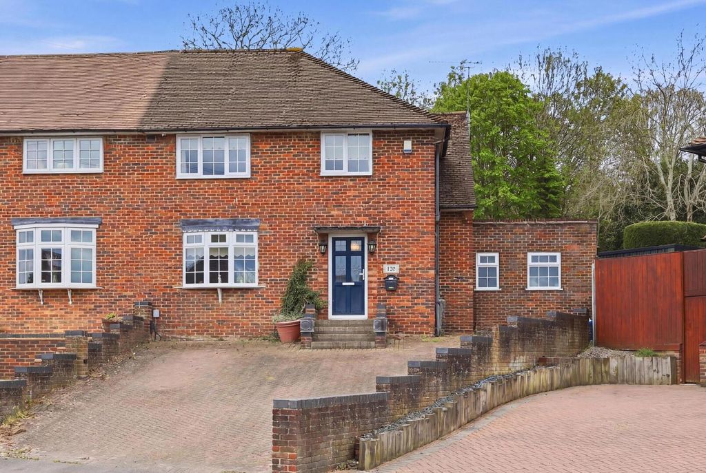 Property photo 1 of 26 Front (Exterior)