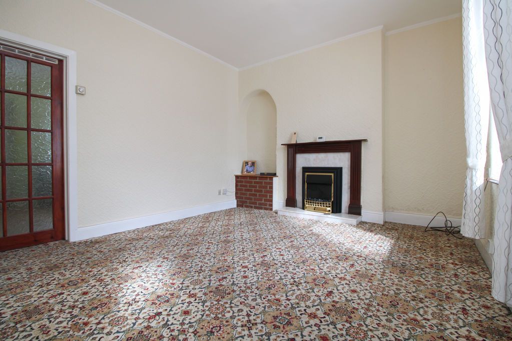 Property photo 2 of 10 Lounge