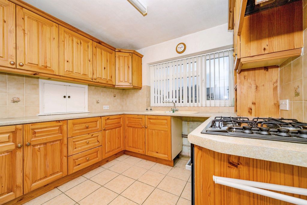 Property photo 3 of 18