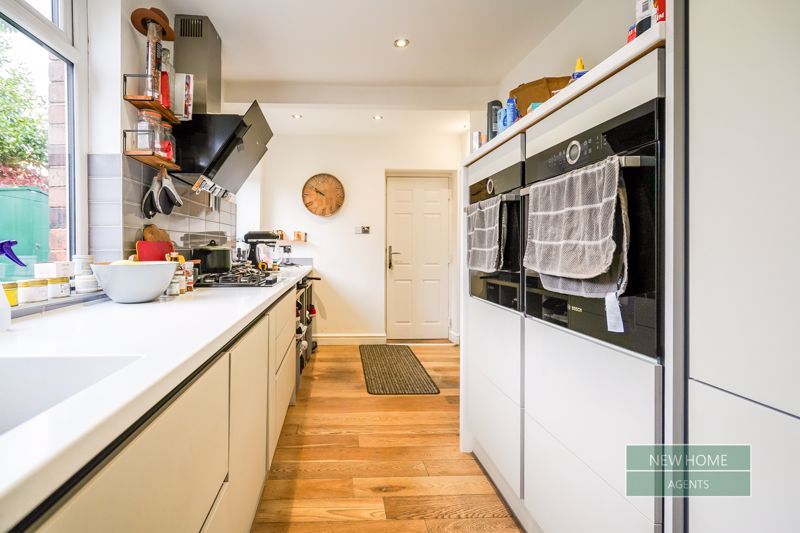 Property photo 3 of 17 Photo 10