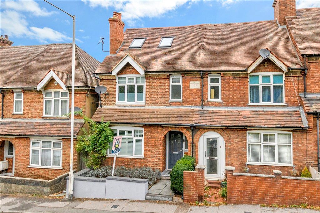 Property photo 2 of 19 External (Web) 1