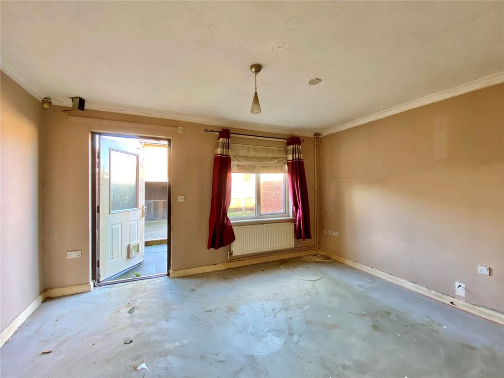 Property photo 3 of 11 Picture No. 08