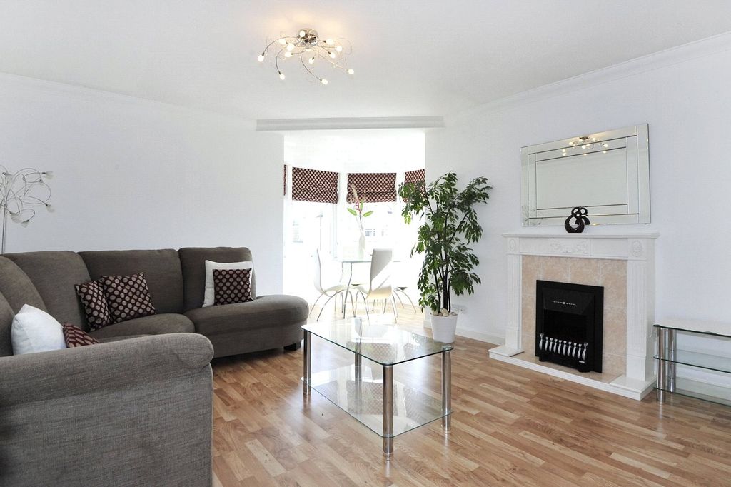 Property photo 2 of 9 Photo 2