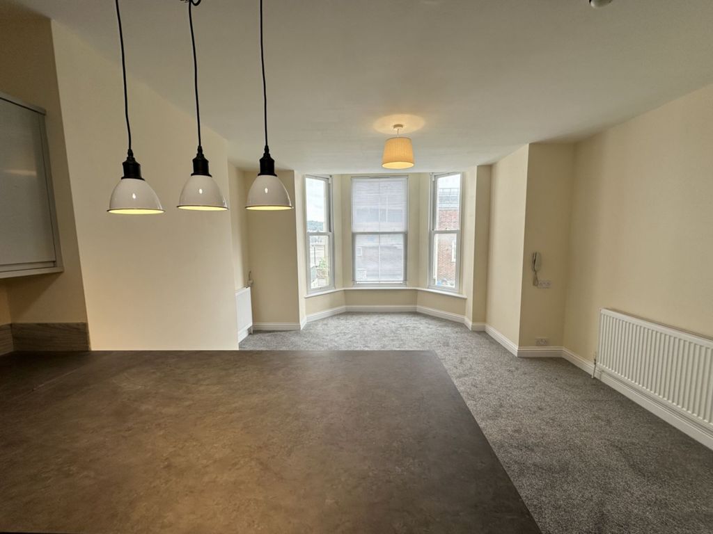 Property photo 3 of 11 Photo 14