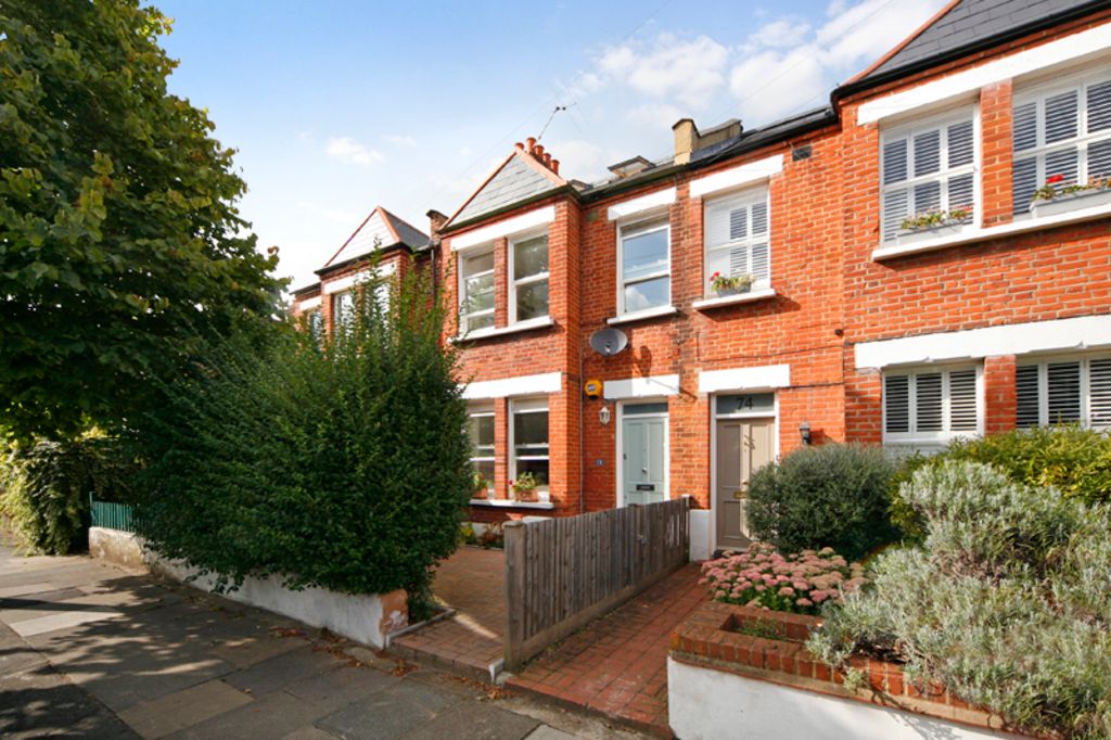 Property photo 2 of 8