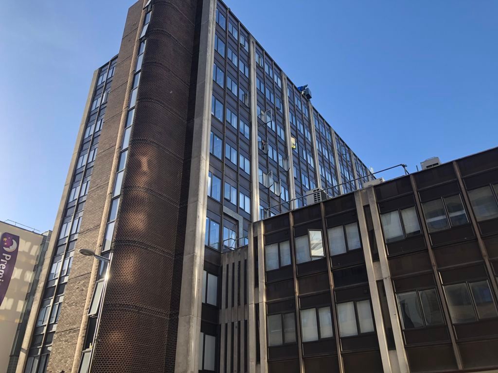 Property photo 1 of 6 Photo 6