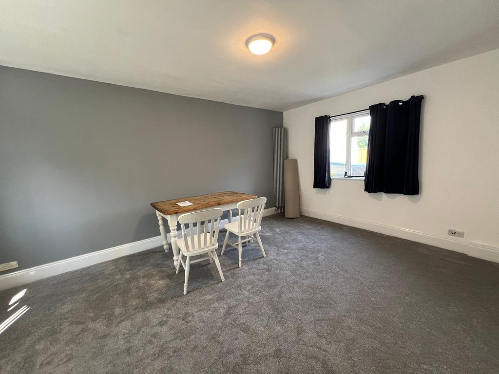 Property photo 2 of 10 Gallery