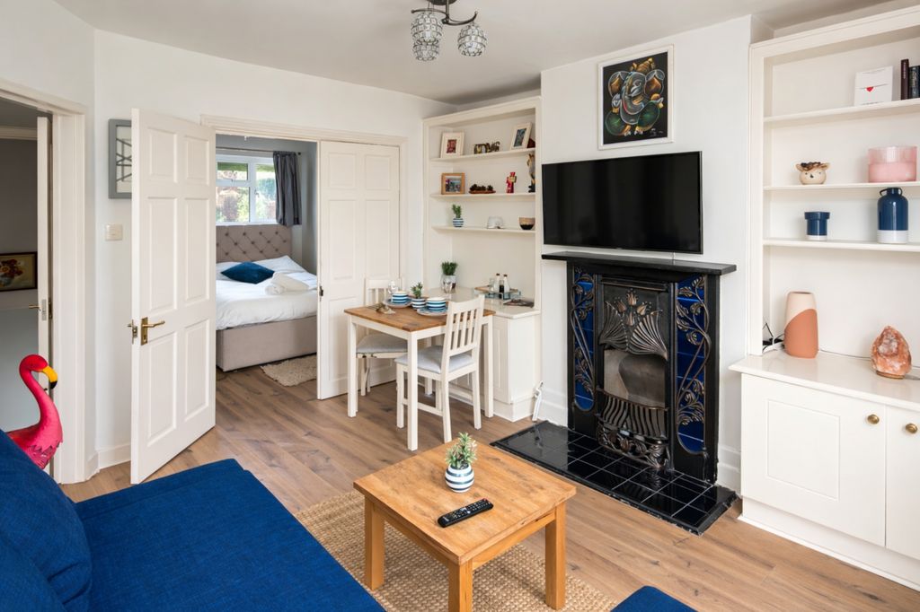 Property photo 3 of 23 Gallery