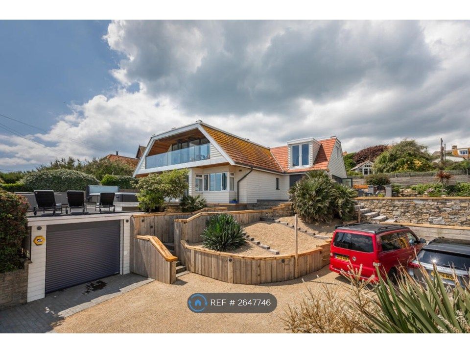 Property photo 2 of 22 Driveway And Front Elevation