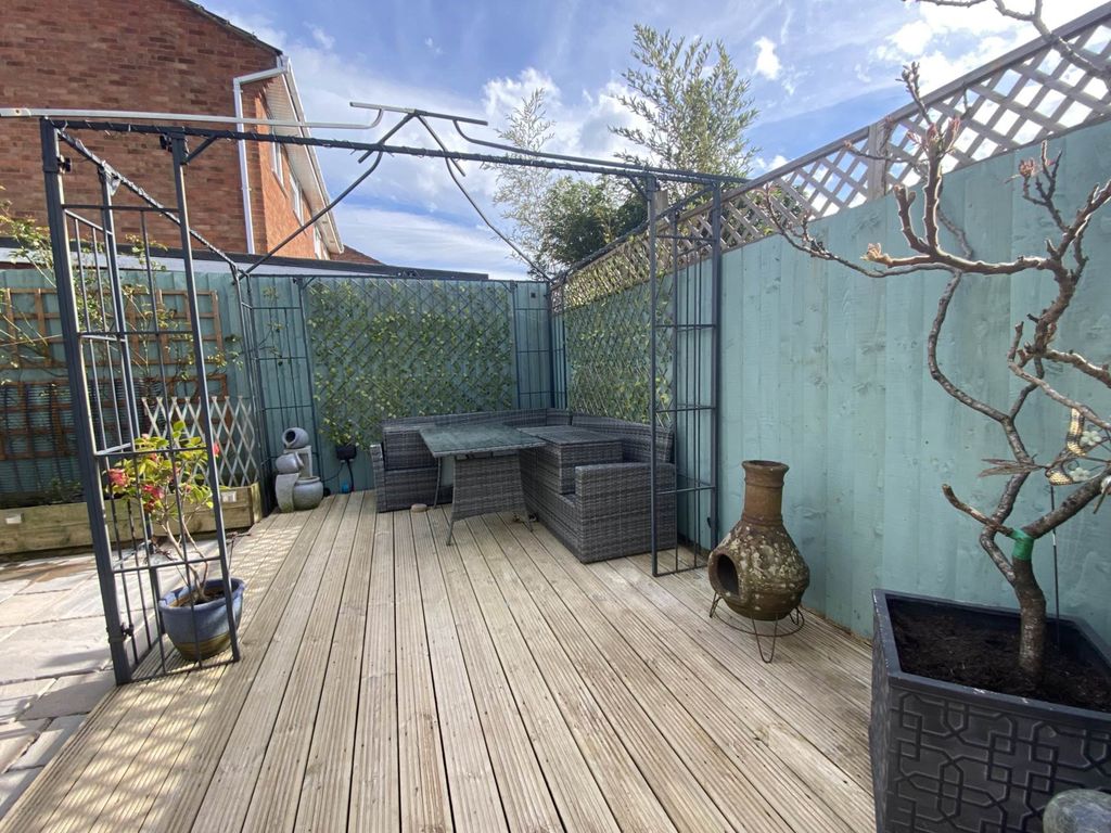 Property photo 3 of 12