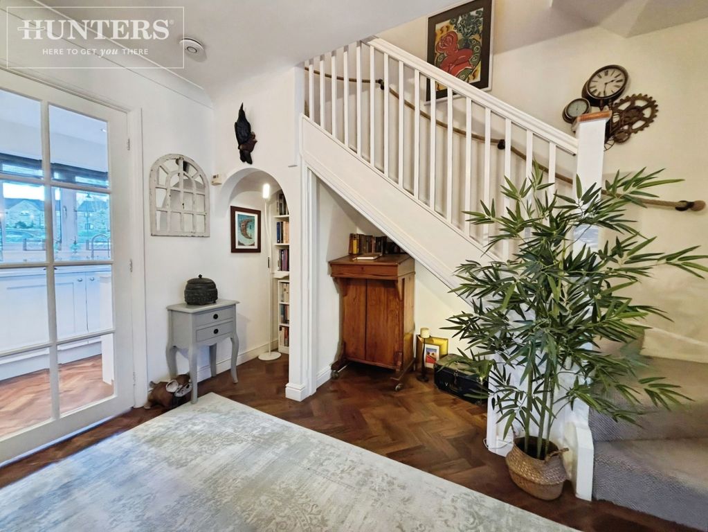 Property photo 2 of 24 Pbox-Img.Jpg