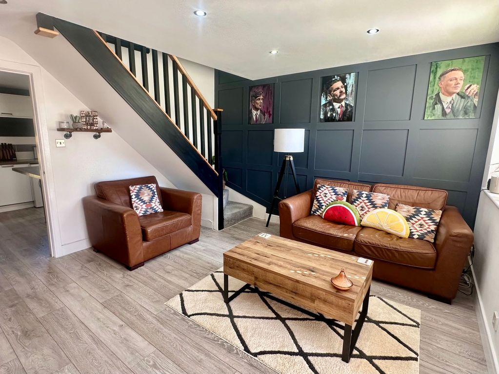 Property photo 3 of 23