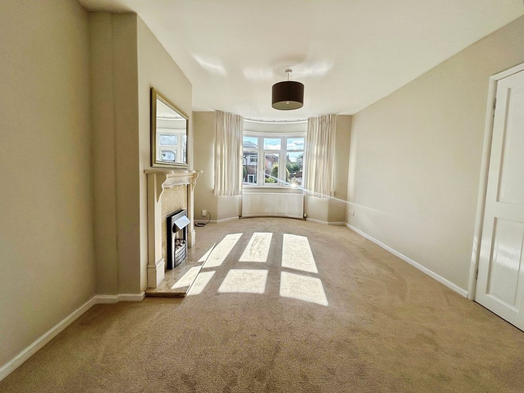 Property photo 2 of 21 Picture No. 26
