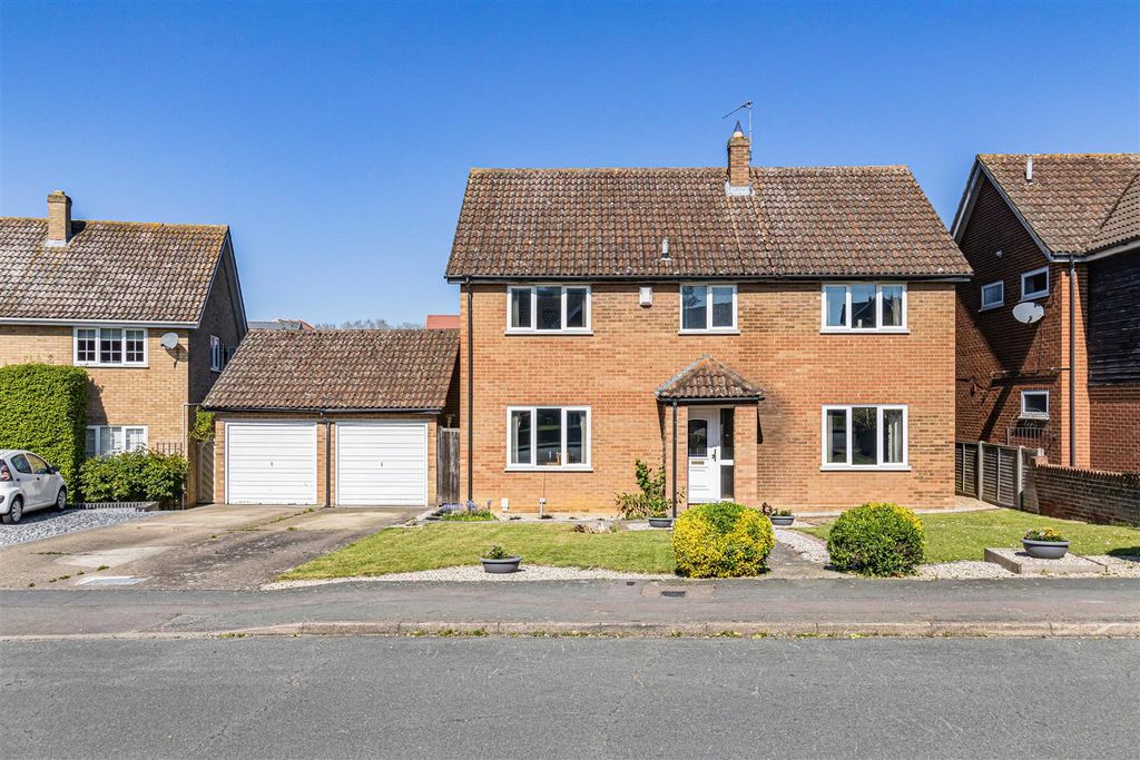 Property photo 1 of 26 26_79744.Jpg