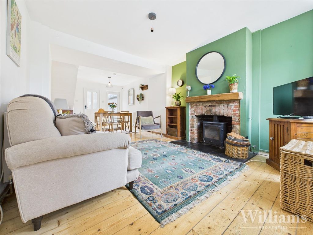 Property photo 1 of 17 Cam04950G0-Pr0090-Still018 - Copy.Jpg